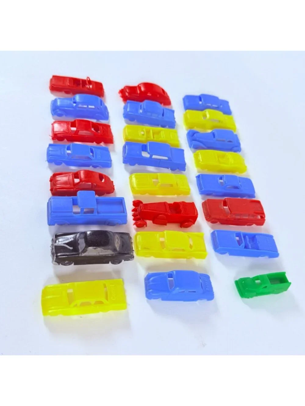 Vintage 1940s 950s Plastic Toy Cars Lot of 24  Chrysler Models Red Blue Yellow
